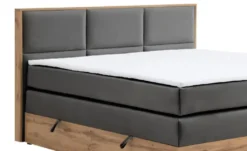 Boxspringbett mit Bettkasten