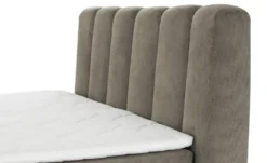 Boxspringbett mit Bettkasten