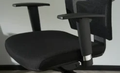 Drehstuhl schwarz