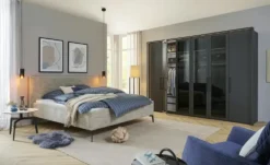 Drehtürenschrank