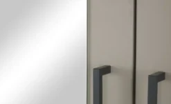 Drehtürenschrank