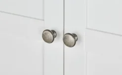 Drehtürenschrank