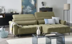 Ecksofa mit elektrischer Sitztiefenverstellung