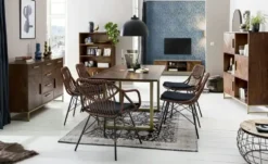 Highboard aus Massivholz