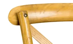 Holz-Stuhl mit Rattan-Sitzfläche in Antikoptik