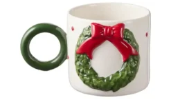 HOME STORY Tasse mit Weihnachtskranz