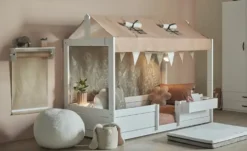 Lifetime Bett mit Konstruktion für Stoffdach