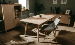 Roomers Esstisch
