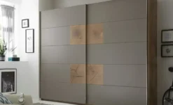 Schwebetürenschrank