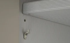 Schwebetürenschrank