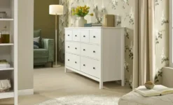 Sideboard aus Massivholz