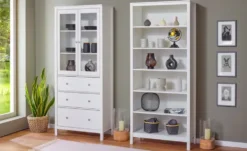 Vitrine aus Massivholz